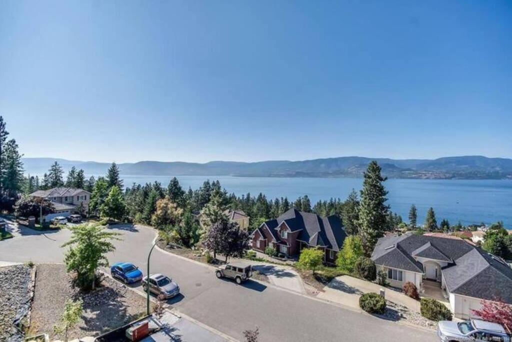 The Infiniti Villa Kelowna Luaran gambar